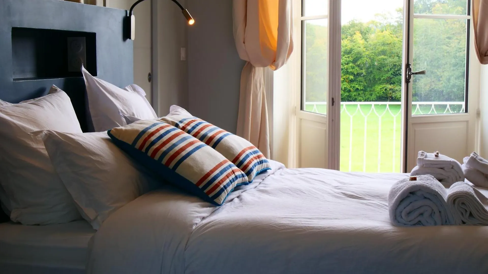 Bed and Breakfast Domaine Du Cloitre à Pleneuf-Val-Andre