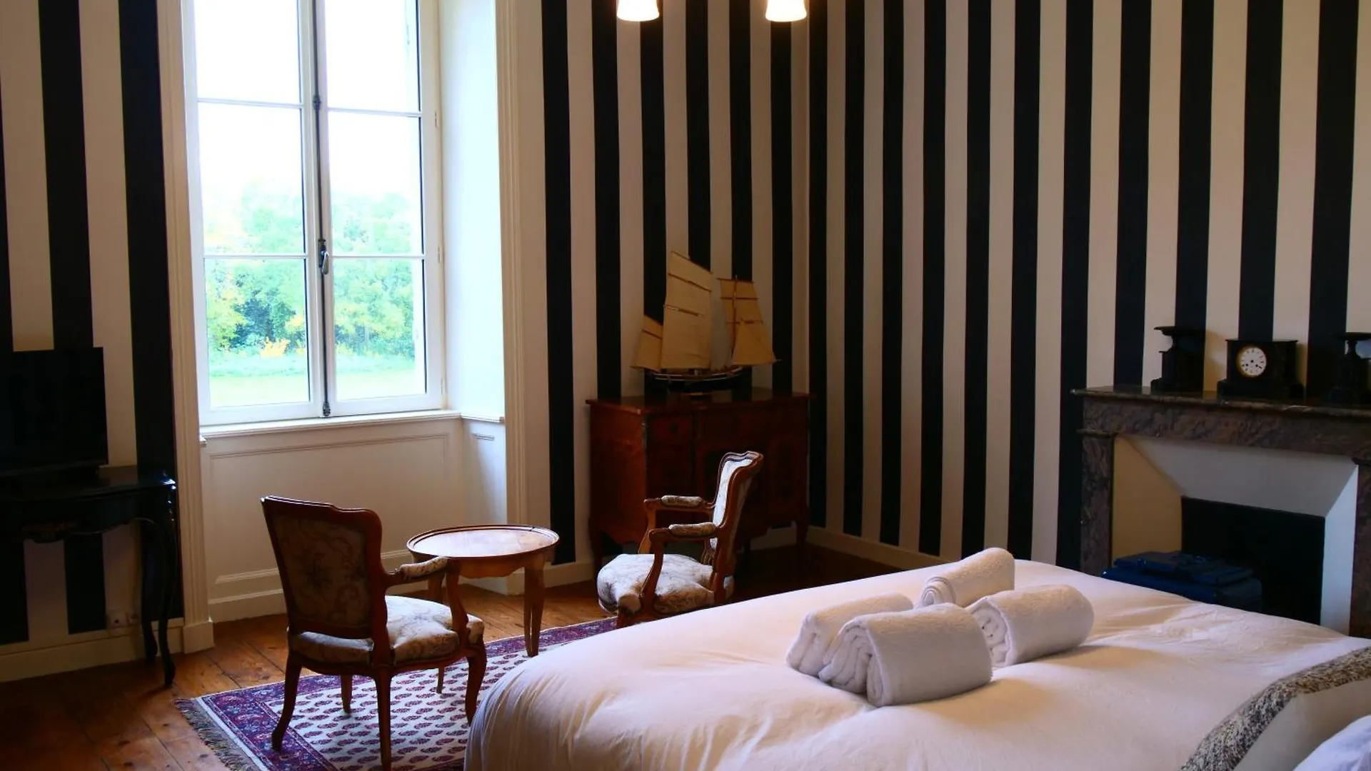 Bed and Breakfast Domaine Du Cloitre Pleneuf-Val-Andre 0*,  Francia