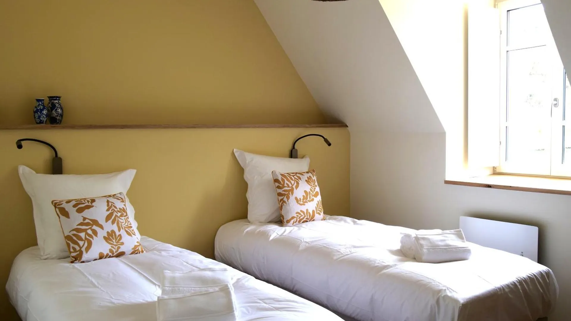Domaine Du Cloitre Bed & Breakfast Pleneuf-Val-Andre